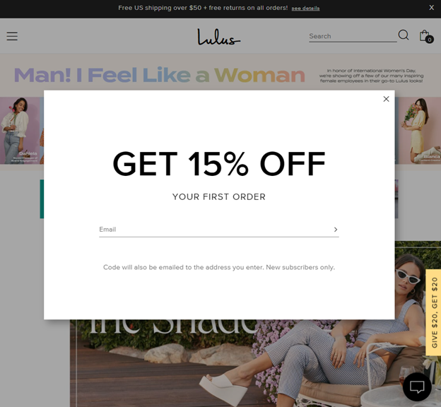 Captura de tela da página inicial do Lulus em seu site com uma faixa no topo anunciando frete grátis em pedidos acima de $ 50 e devoluções gratuitas, bem como uma lightbox anunciando 15% de desconto no seu primeiro pedido quando você fornecer seu e-mail