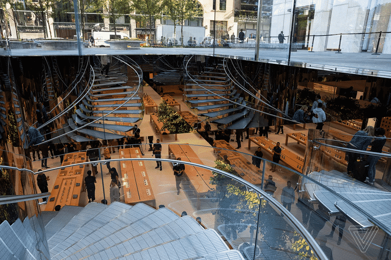 Apple Fifth Avenue Store New York