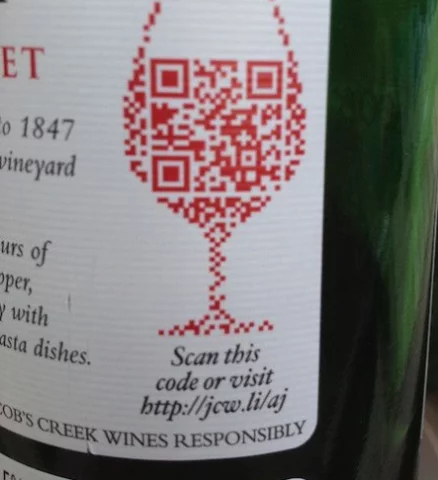 Codice QR bicchiere di vino