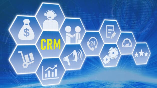 会社のデータを処理する方法 - CRM ソフトウェアの使用