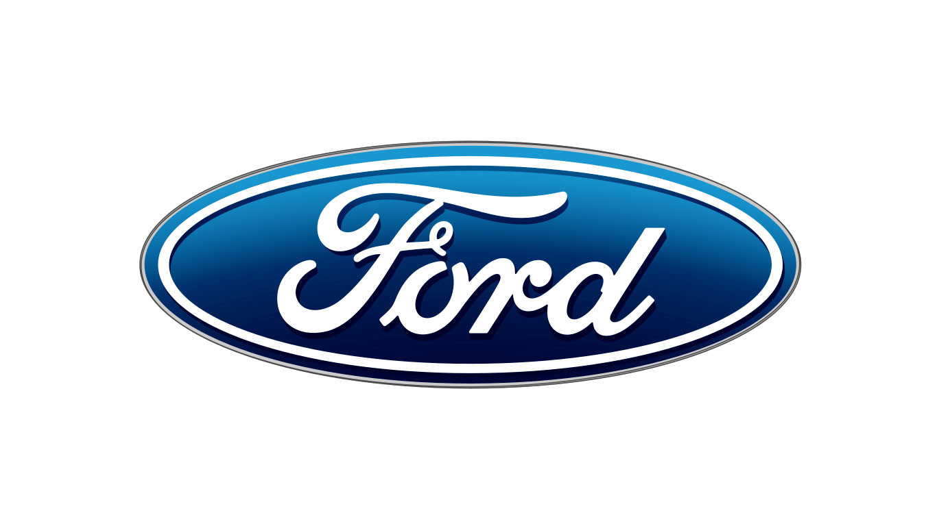 قررت شركة Ford الاستثمار في متجر Magento لبيع ملحقات Ford للمتسوقين عبر الإنترنت