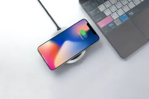 適用於帶無線充電功能的 Iphone 的無線充電技術