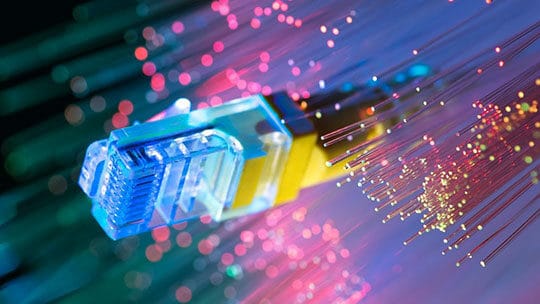 internet-lan-wan-breitband-glasfaser-anschluss