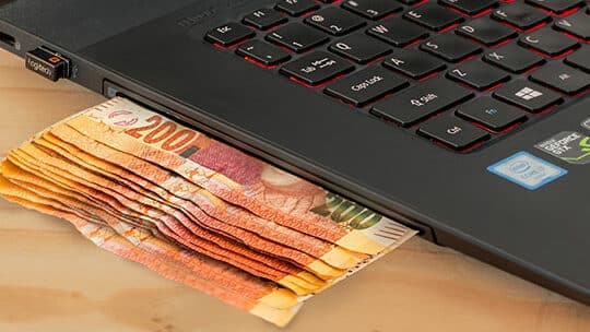 E-Commerce-Internet-Kauf-Online-Shopping-Geld-Zahlung