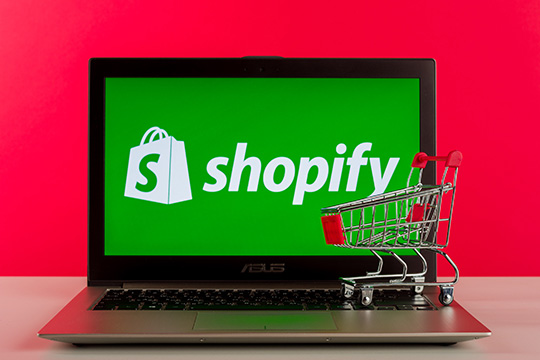 shopify-электронная коммерция-веб-сайт