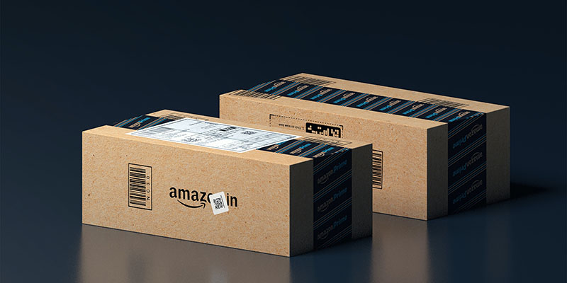 Zwei Amazon-Pakete