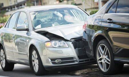 究極のステップバイステップガイド: テキサス州ヒューストンでの自動車事故後に何をすべきか