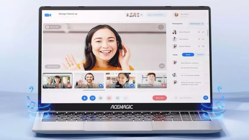 Tela de um laptop ACEMAGIC ‎AX15 mostrando um grupo de pessoas participando de uma webconferência.