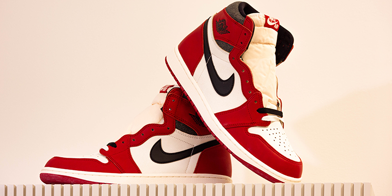 Кроссовки Air Jordan 1 Retro High OG Chicago Lost and Found