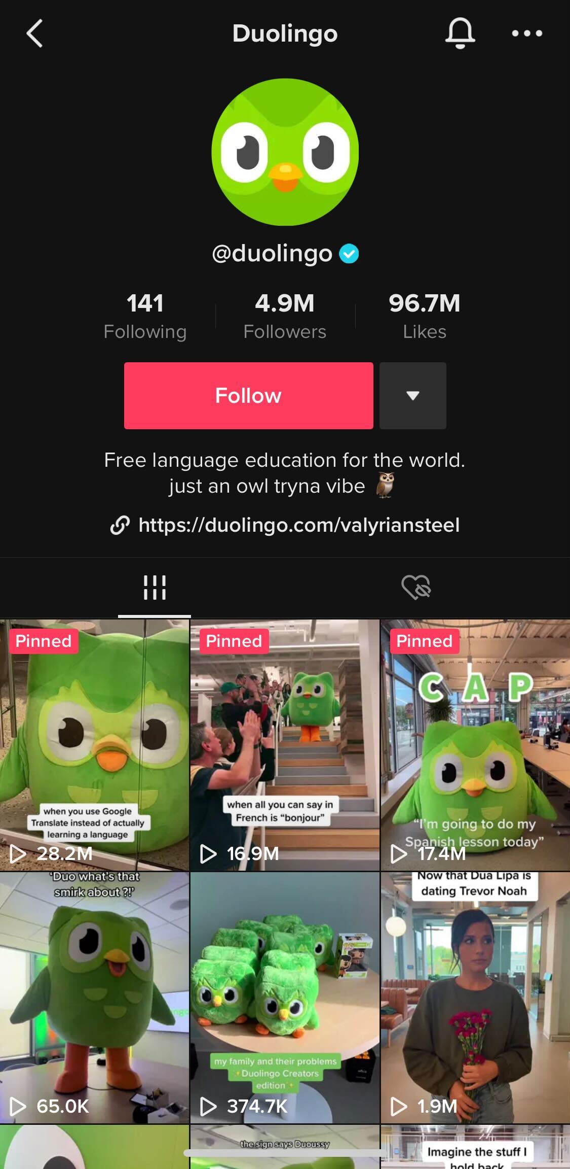 Captura de pantalla de la cuenta tiktok de Duolingo